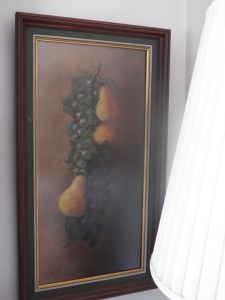 Grapes Hanging with Pears